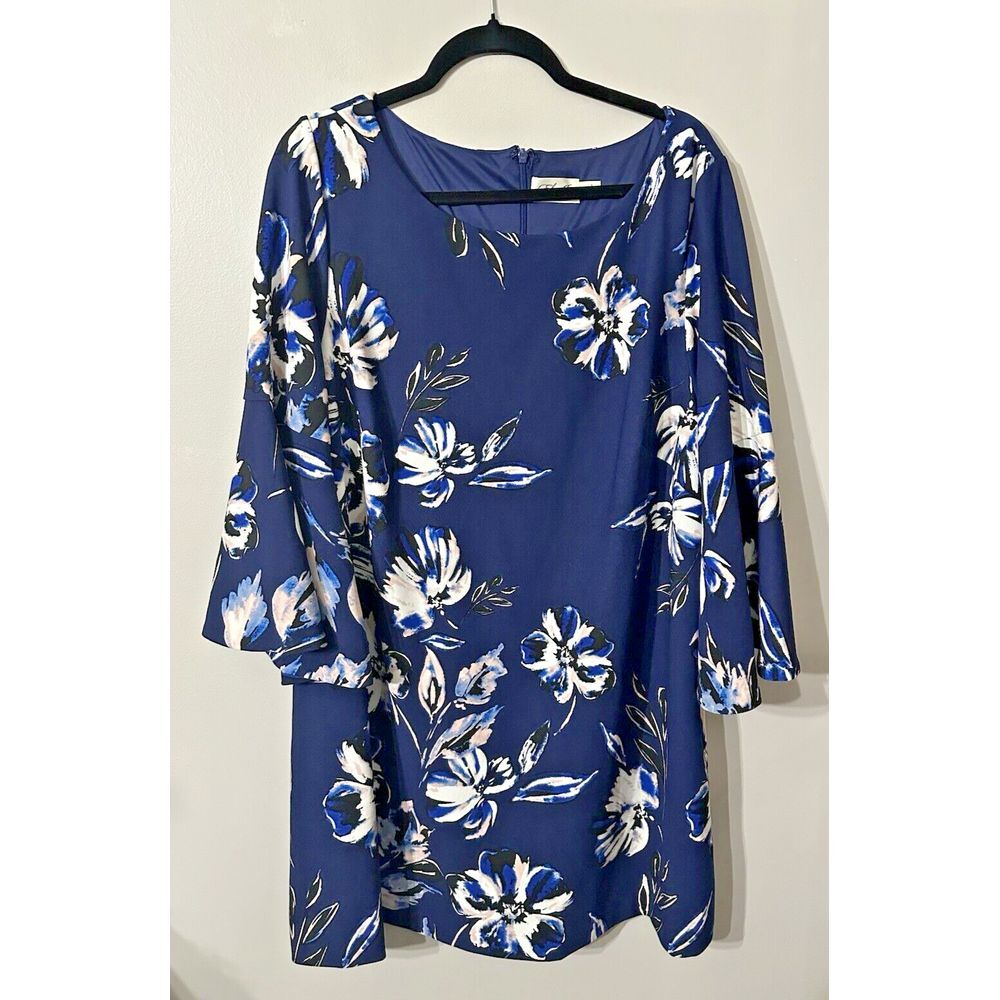 Eliza J White Plus Mini Dress Blue Floral Sz 22W 3/4 Trumpet Sleeves‎